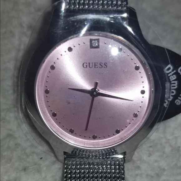NWT GUESS Women's Quartz Stainless-Steel Strap, Silver, Casual Watch, NEW IN BOX - Picture 4 of 5